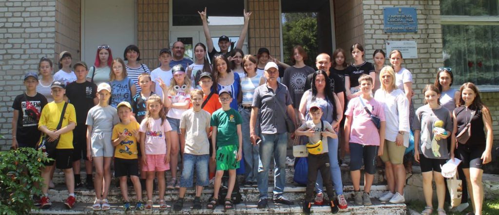 Комунальний освітній заклад в галузі культури мистецька школа ”Самчиківська художня школа традиційного народного декоративно-прикладного мистецтва” Старокостянтинівської міської ради